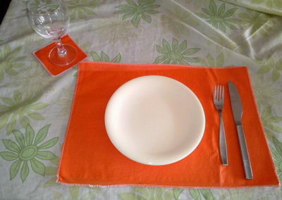 Individuales de cuerina